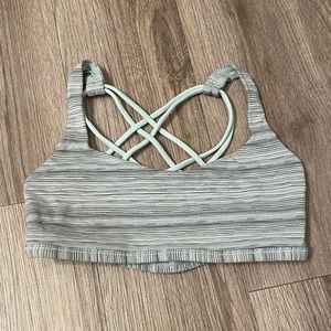 Lululemon free to be bra